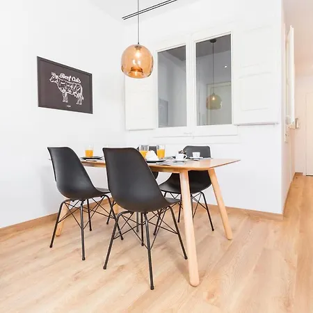 Cozy Apartment Close To Passeig De Gracia Barcelona Exterior photo